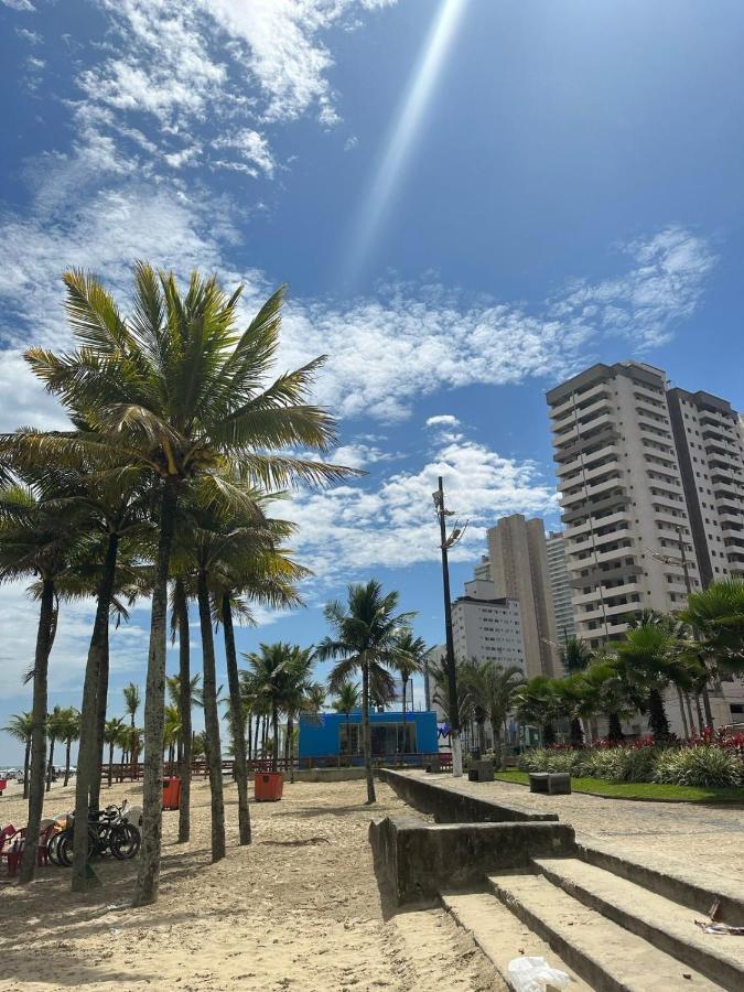 Apto A 50M Da Praia, Com Ar Condicionado, Wifi , Portaria 24H Praia Grande  Exterior foto